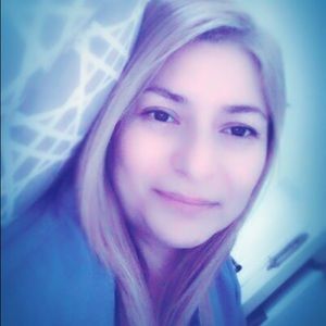 Meet your Posher, Marcia